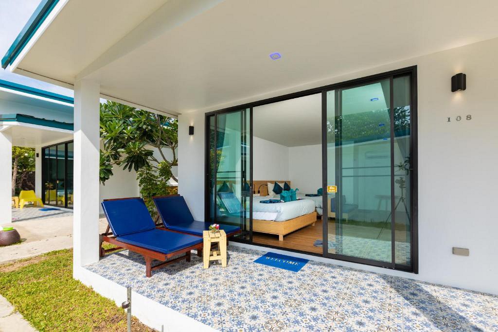 Blue Family Villa