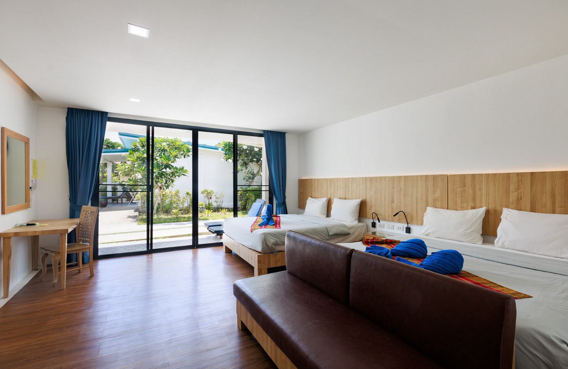 Blue Family Villa